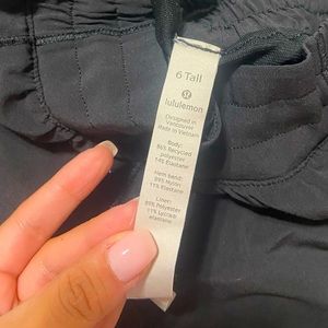 Hottie Hot Lululemon Size 6 Shorts